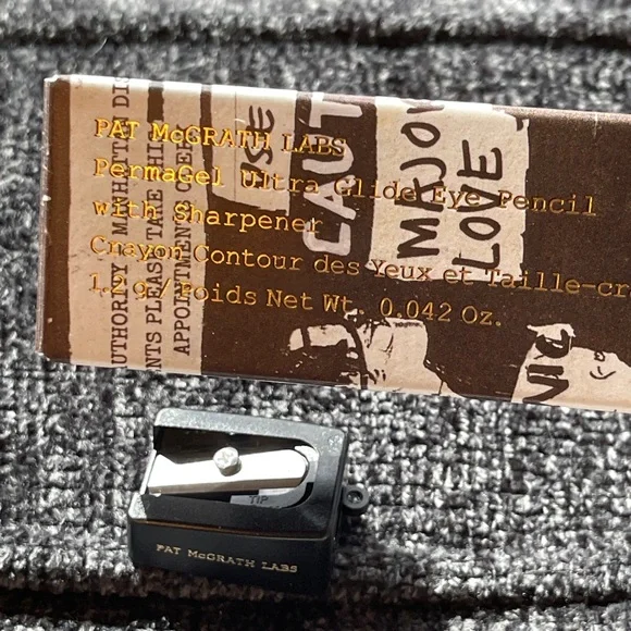 PAT McGRATH LABS Eye Pencil With Sharpener In Xtreme Black - Picture 13 of 15